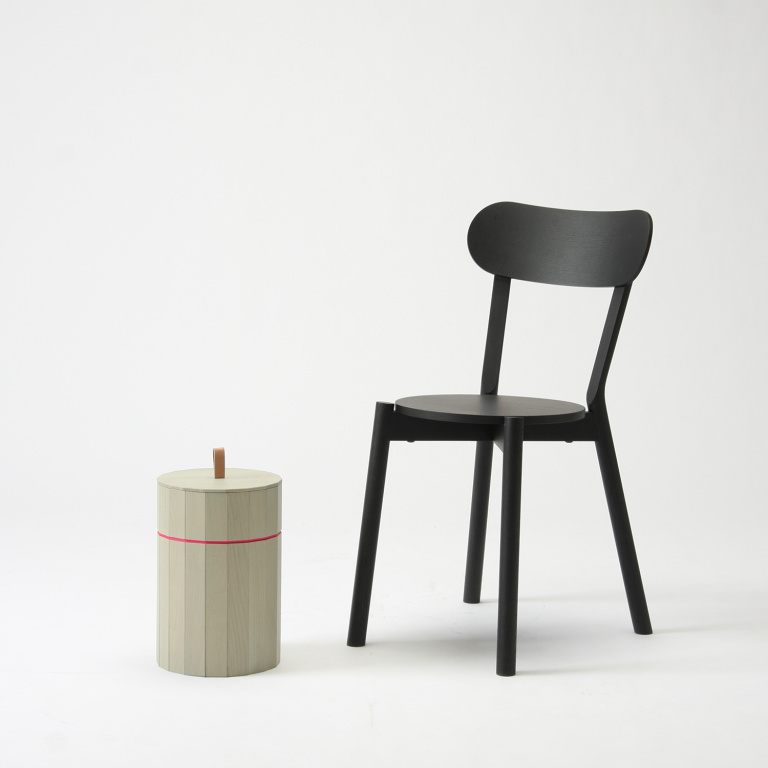 GoogleDrive_Colour-Bin-Large-Castor-Chair-BLACK